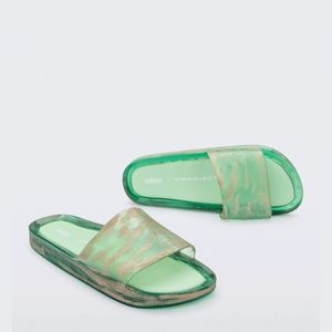 Melissa Beach Slide + Y.Project Verde Dourado