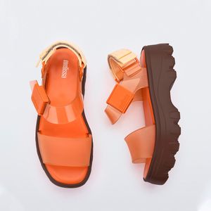 Melissa Kick Off Sandal Marrom Laranja Transparente 32823MLT