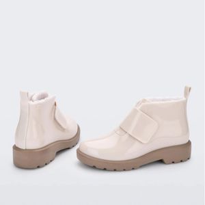 Mini Melissa Chelsea Boot Bege Marrom 32835BM