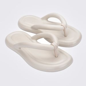 Melissa Flip Flop Free Shiny Bege 33970