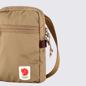 Bolsa Fjällräven Transversal High Coast Pocket Bege F23226221