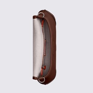 Bolsa Coach Soho em Couro Regenerativo Marrom Escuro CR699LHMPL